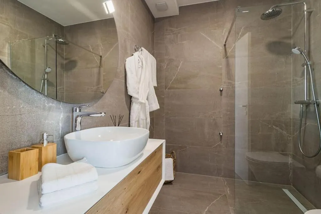 Taboo Villa & Spa Medulin - 42 M2 Pool & Wellness