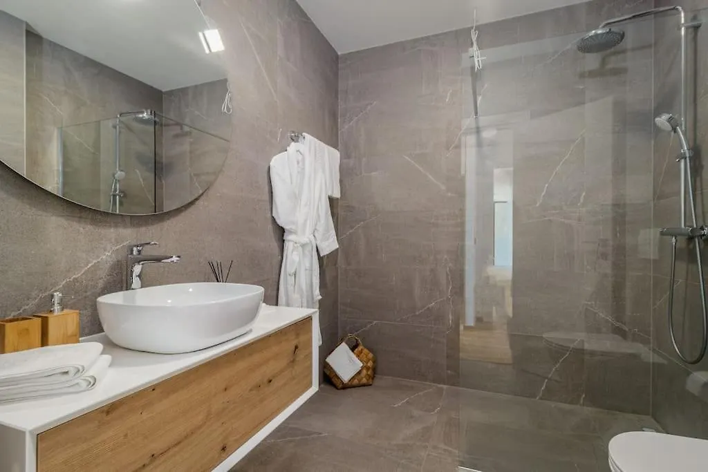 Taboo Villa & Spa Medulin - 42 M2 Pool & Wellness Croatia