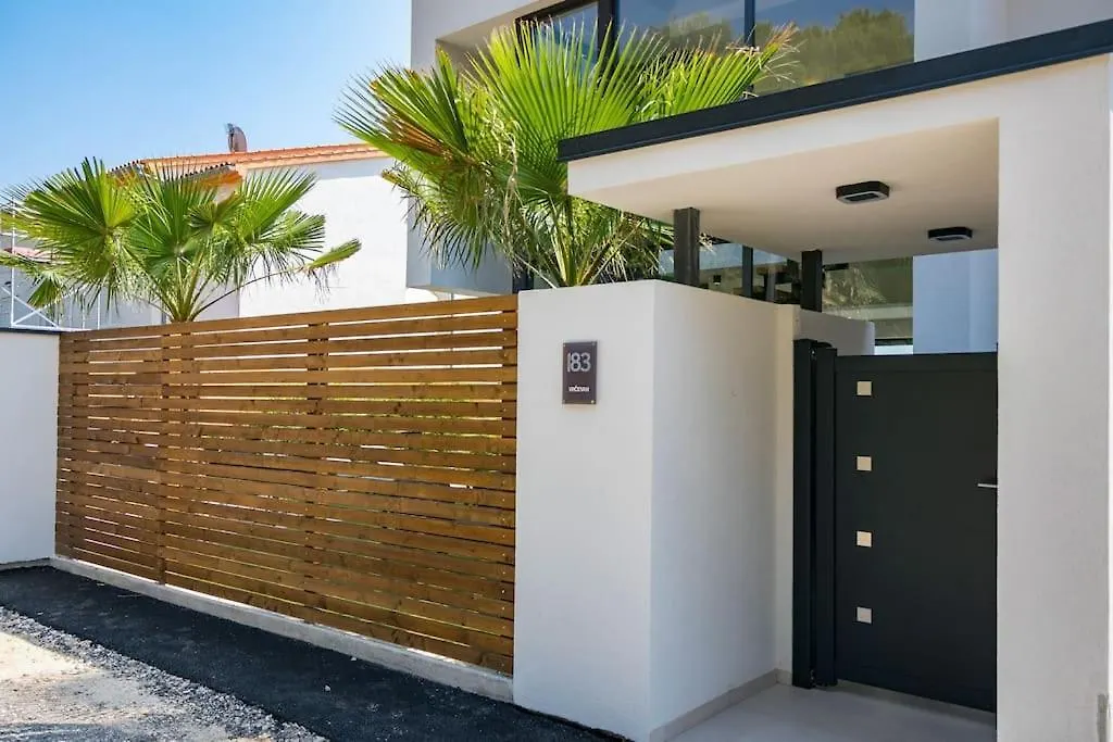 Taboo Villa & Spa Medulin - 42 M2 Pool & Wellness 0*,  Croatia